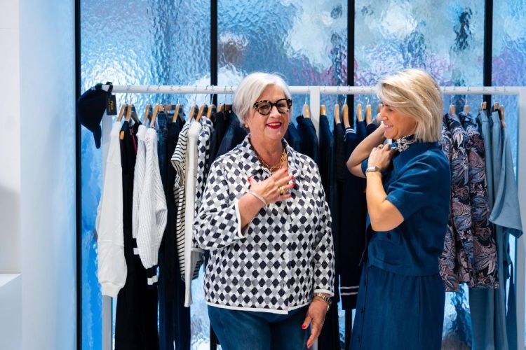 Anne Claire Vest Blauw  (D1666/552) - Corylie (Roeselare)