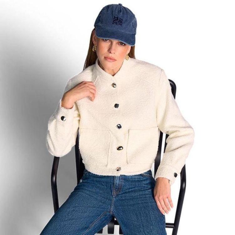 Riani Vest Ecru  (581660/0110) - Corylie (Roeselare)